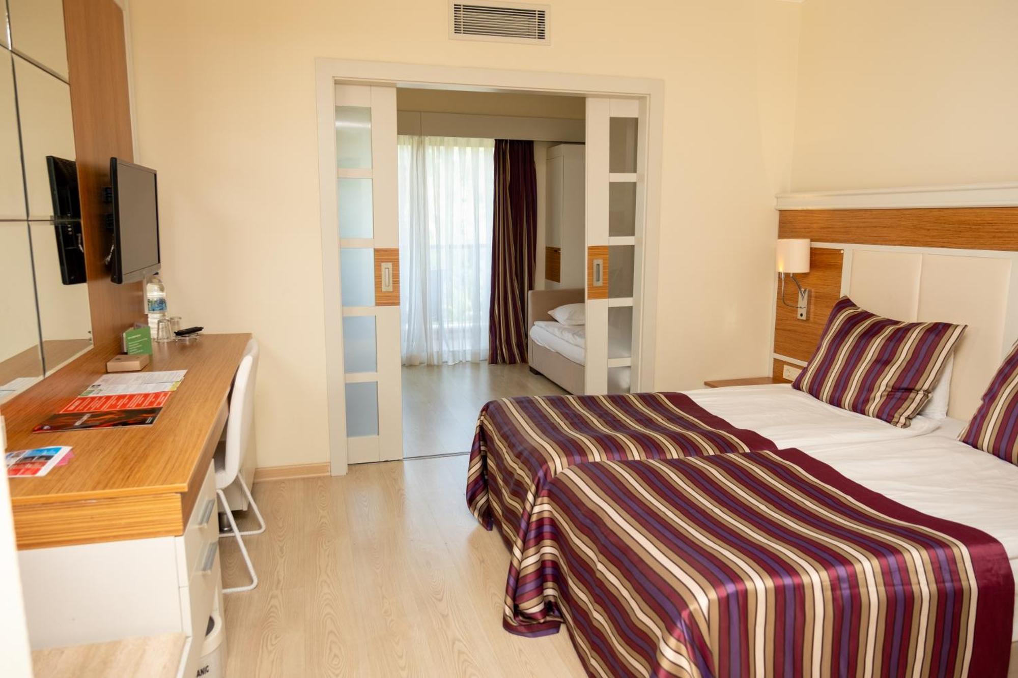 Aqi Pegasos Royal 5*