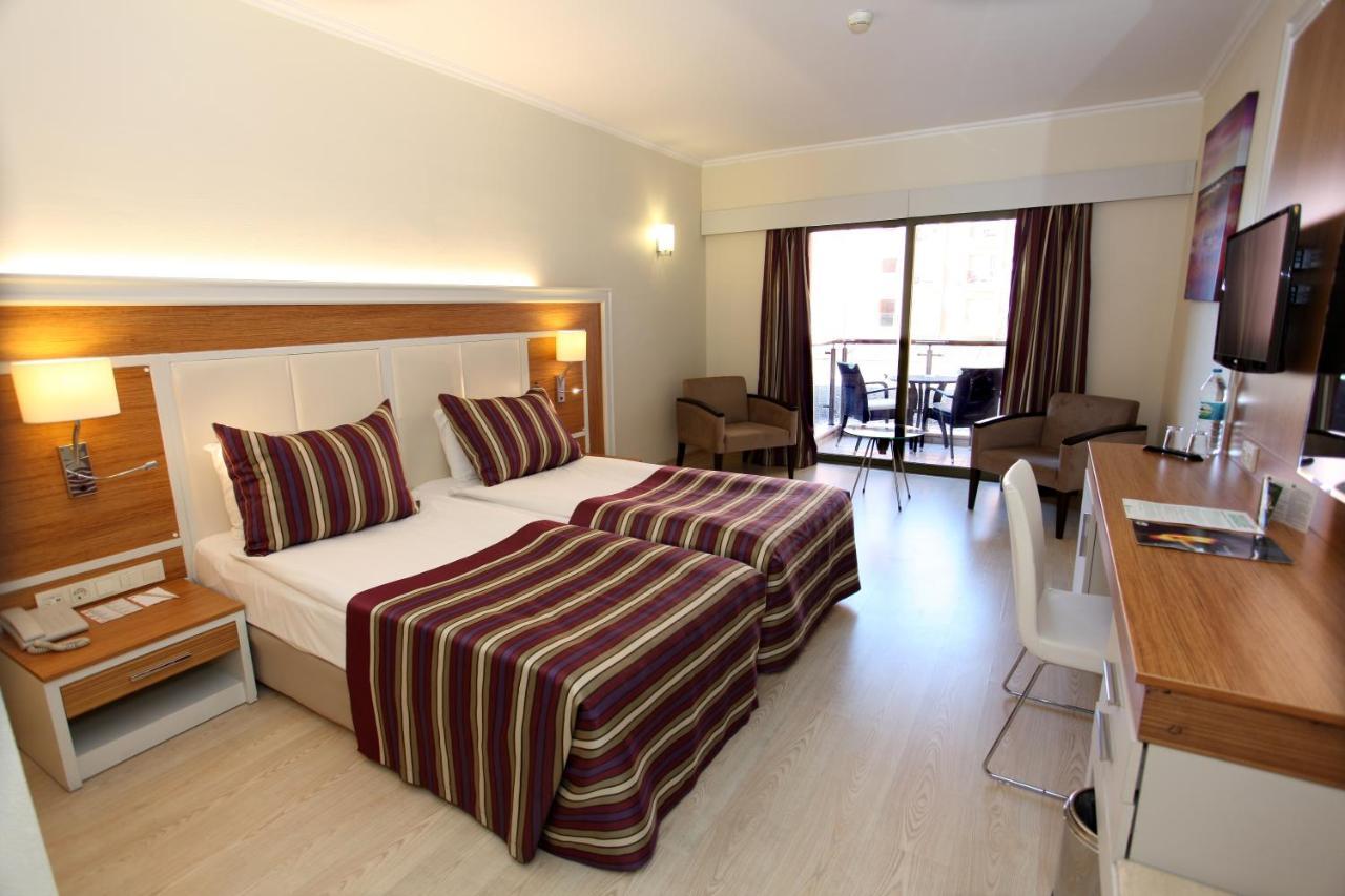 Aqi Pegasos Royal 5* Avsallar