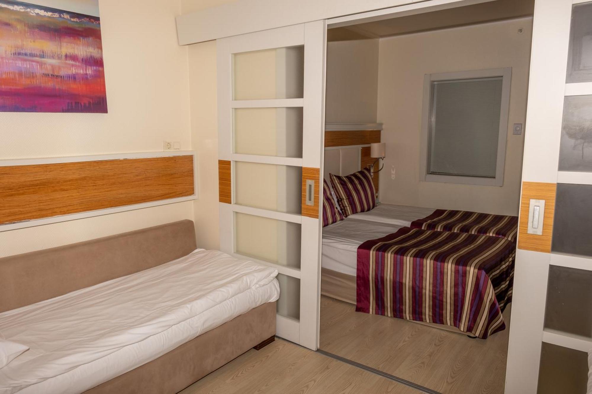 Hotel Aqi Pegasos Royal 5*